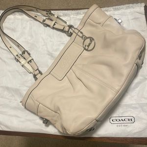 Coach Handbag - White / Leather